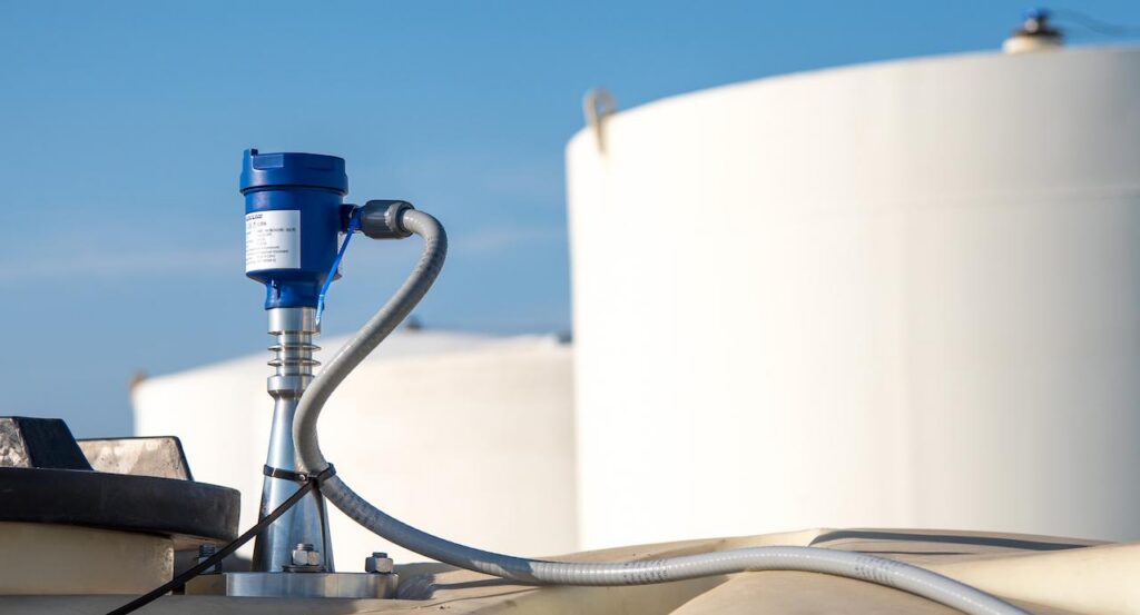 Radar Level Transmitter Japsin Instrumentation Mumbai India, Jaksh Sethi